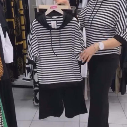 Women's Striped Top & Solid Pants Set